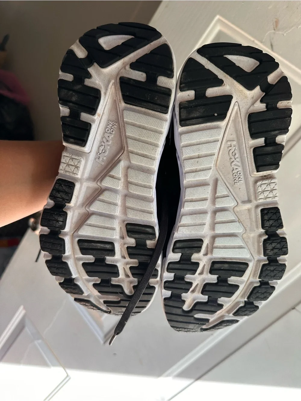 woman atletic shoes
